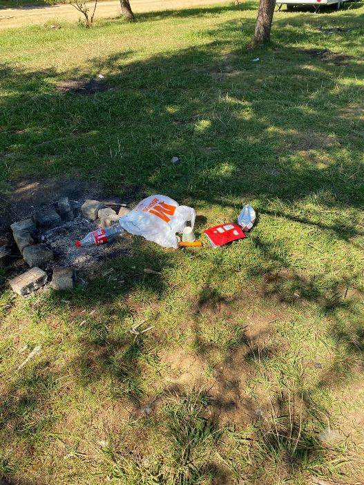 Trabzon’da piknikçiler gitti, çöpleri kaldı! 9